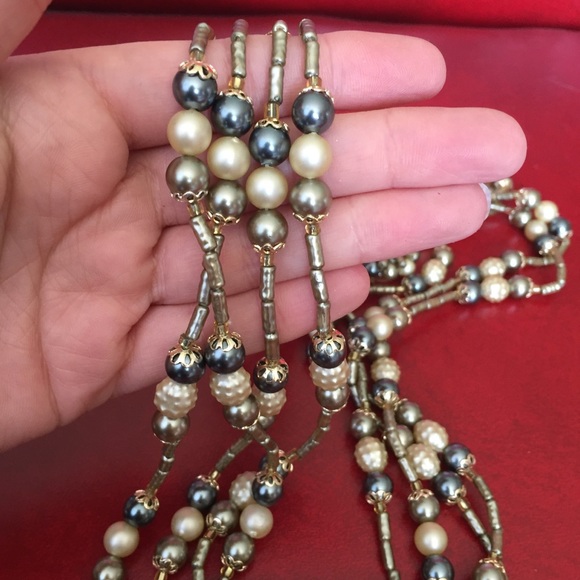 Vintage Jewelry Set Necklace & Earrings Faux Pearl - Multi-Strand Beads - Picture 7 of 7